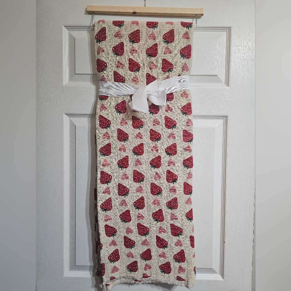Alex & Zoe Hearts & Strawberries Oversized Decorative Throw - Picture 2 of 4